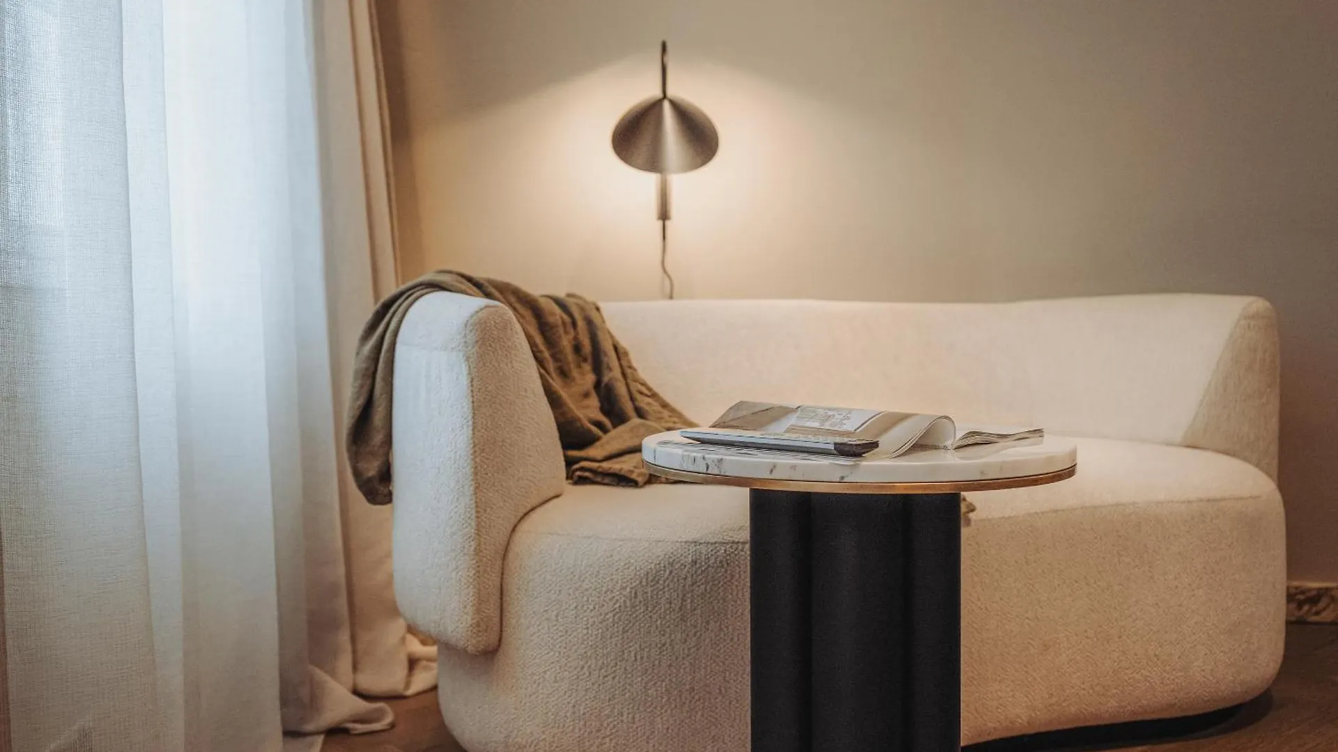 Gentle Hide Designhotel Solnohrad